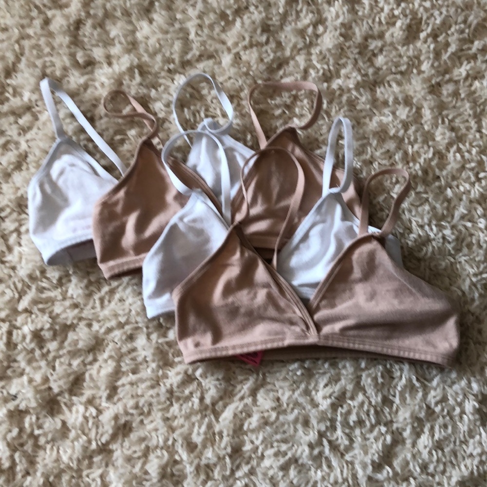 Lot of 4 girls bralettes💕